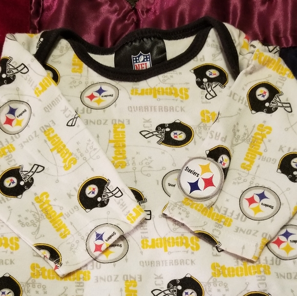 Steelers 0-3 Girl or Boy Onesie - Picture 5 of 6